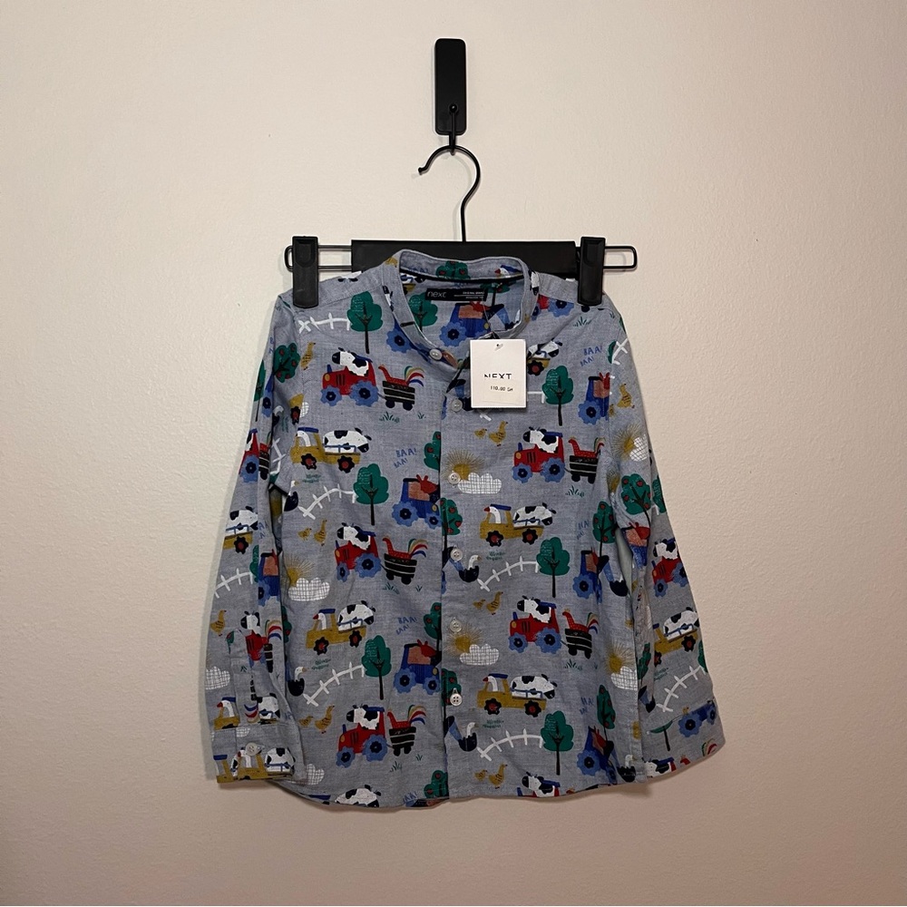 NWT: Next • Farm‎ Print Button Up
